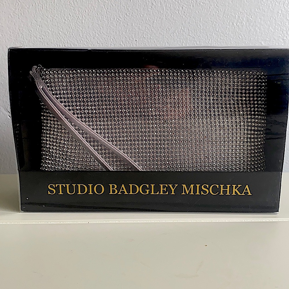 Studio Badgley Mischka rhinestone clutch wrist